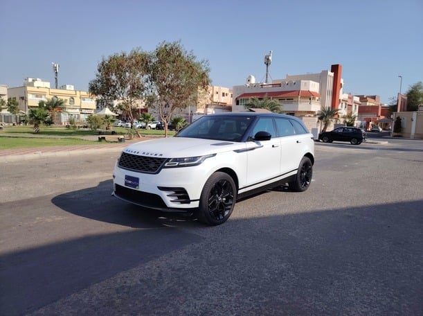 Used 2018 Range Rover Velar R-Dynamic for sale in Jeddah